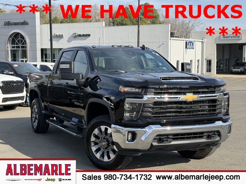 2024 Chevrolet Silverado 3500HD 4WD Crew Cab Standard Bed LT