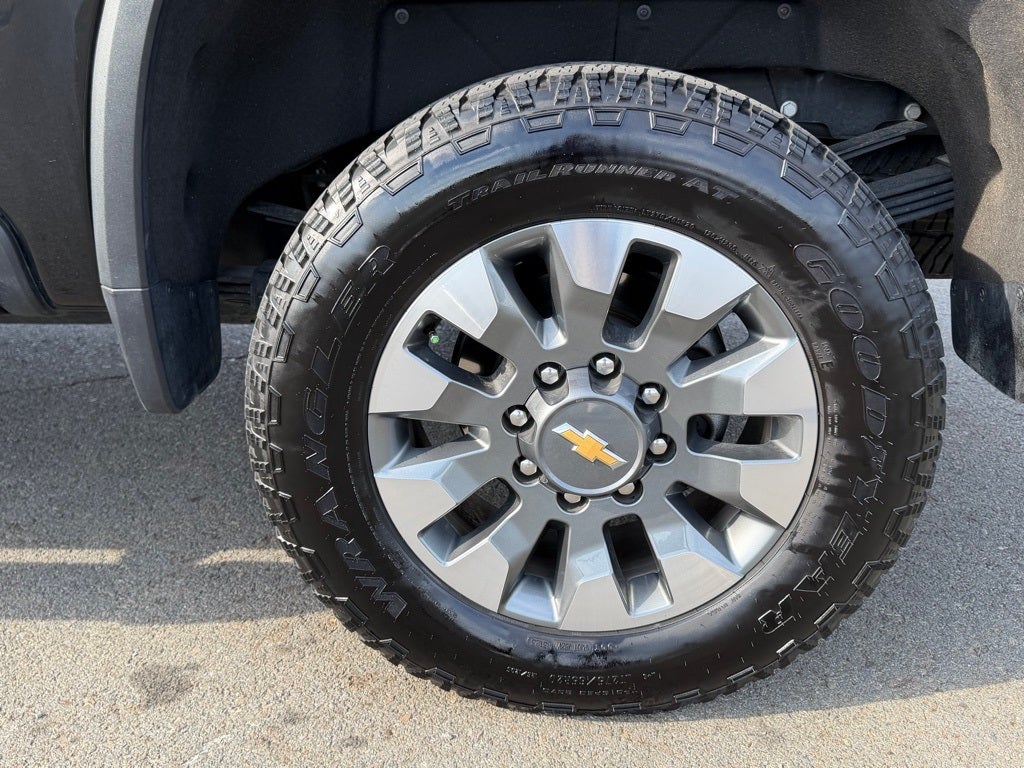 2024 Chevrolet Silverado 3500HD 4WD Crew Cab Standard Bed LT