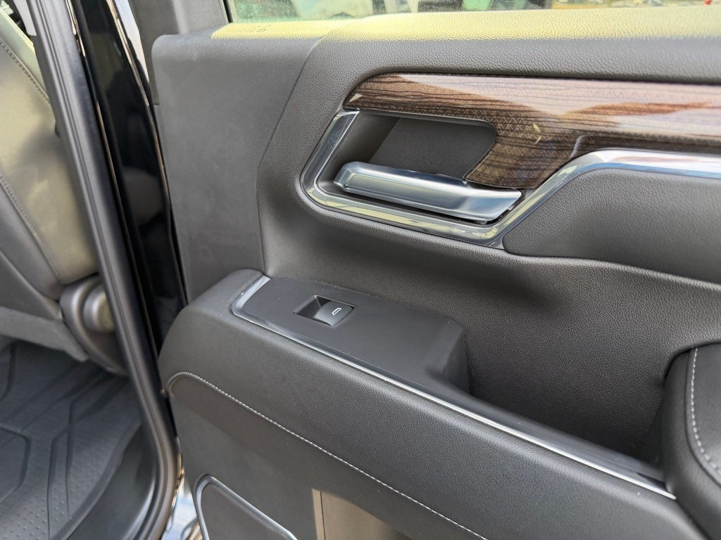 2024 Chevrolet Silverado 3500HD 4WD Crew Cab Standard Bed LT