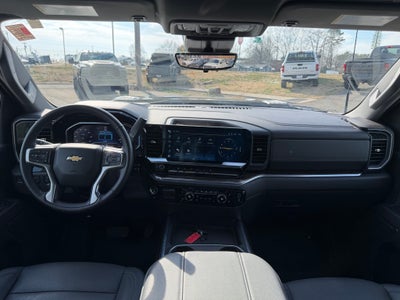 2024 Chevrolet Silverado 3500HD 4WD Crew Cab Standard Bed LT