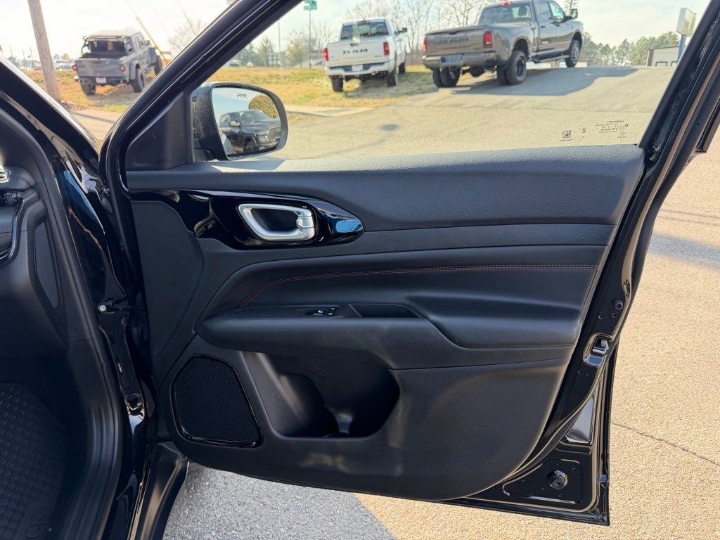 2025 Jeep Compass Trailhawk 4x4