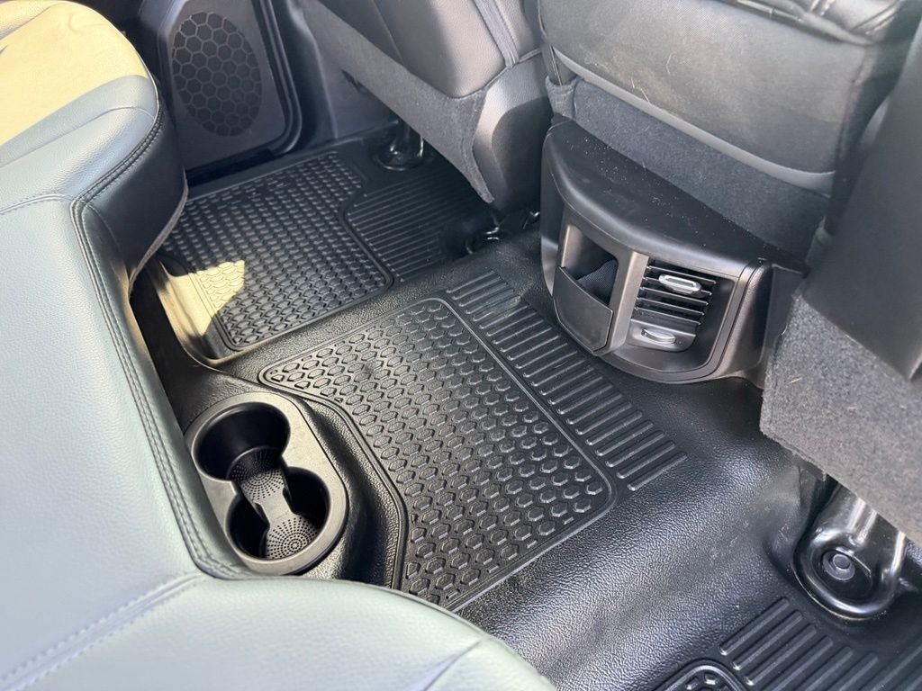 2025 RAM 3500 Tradesman Crew Cab 4x4 8' Box