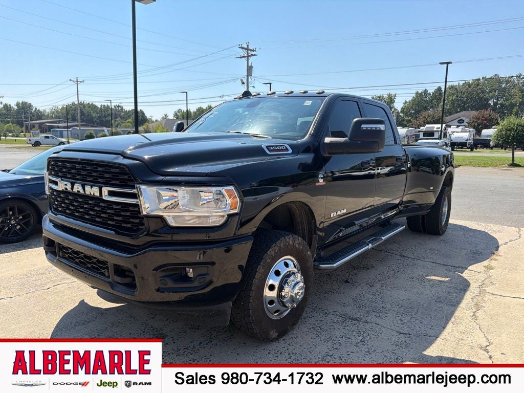 2024 RAM 3500 Big Horn Crew Cab 4x4 8' Box
