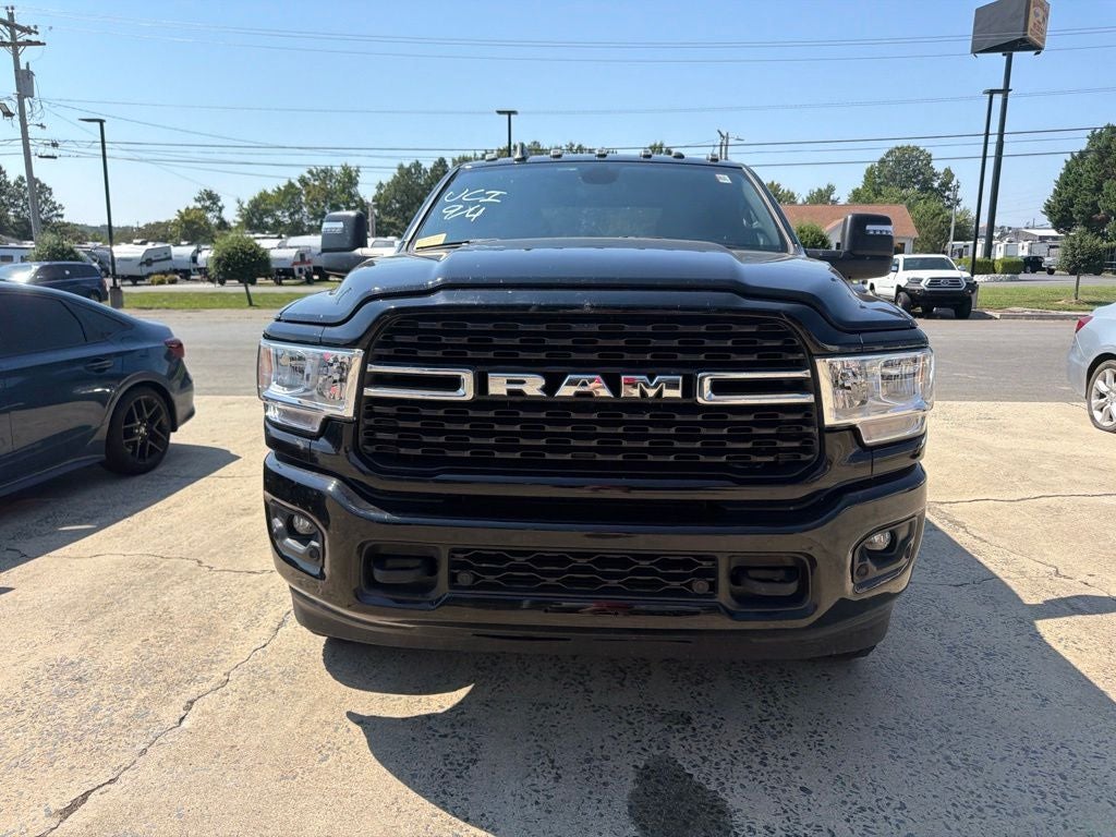 2024 RAM 3500 Big Horn Crew Cab 4x4 8' Box
