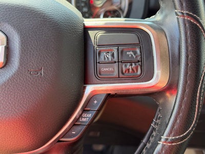 2019 RAM 3500 Laramie Crew Cab 4x4 8' Box