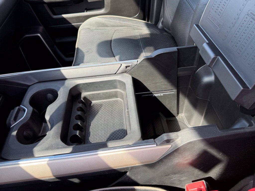 2019 RAM 3500 Laramie Crew Cab 4x4 8' Box