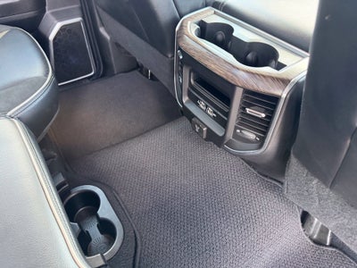 2019 RAM 3500 Laramie Crew Cab 4x4 8' Box