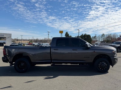 2025 RAM 3500 Laramie Crew Cab 4x4 8' Box