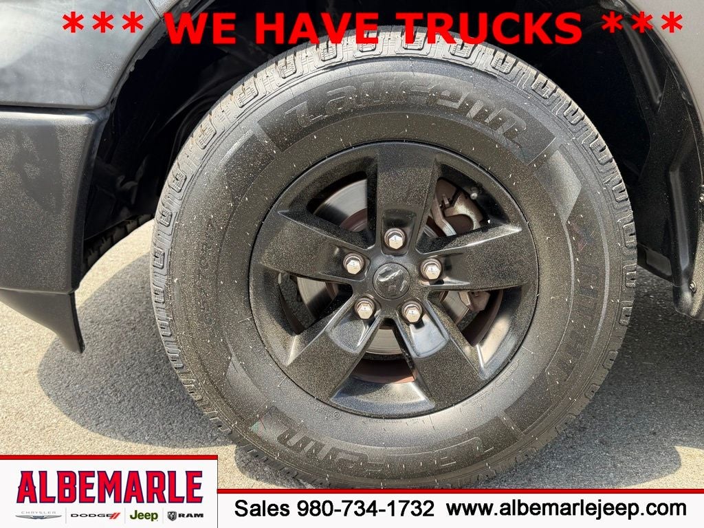 2022 RAM 1500 Classic Tradesman Crew Cab 4x2 5'7' Box