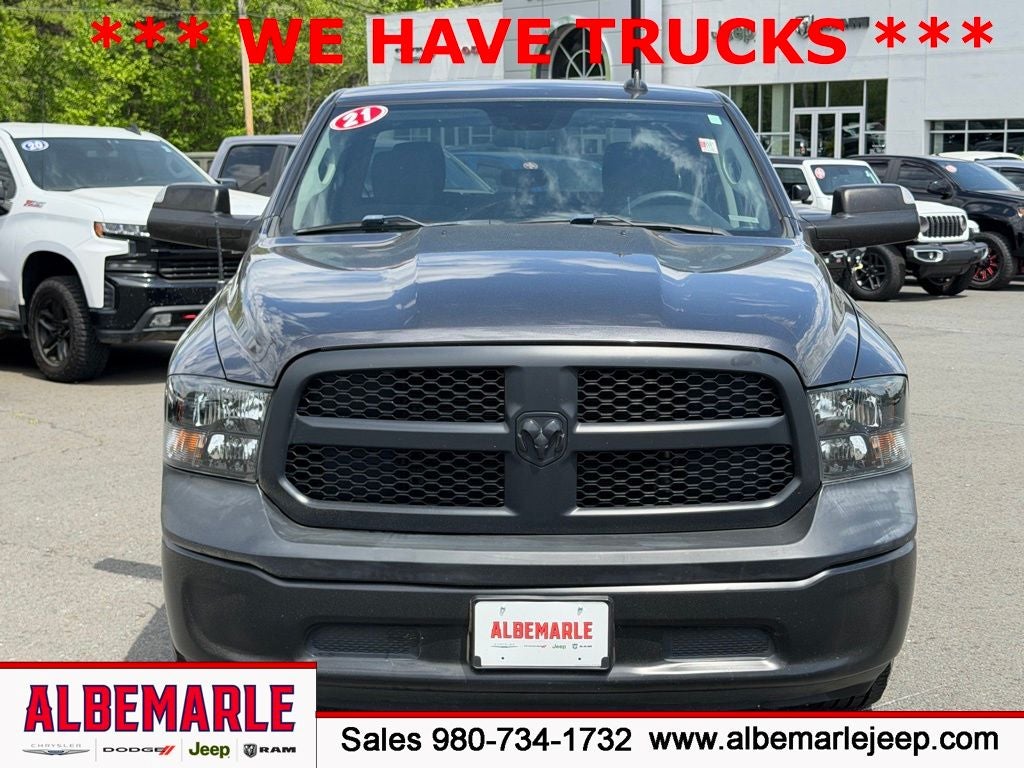 2022 RAM 1500 Classic Tradesman Crew Cab 4x2 5'7' Box
