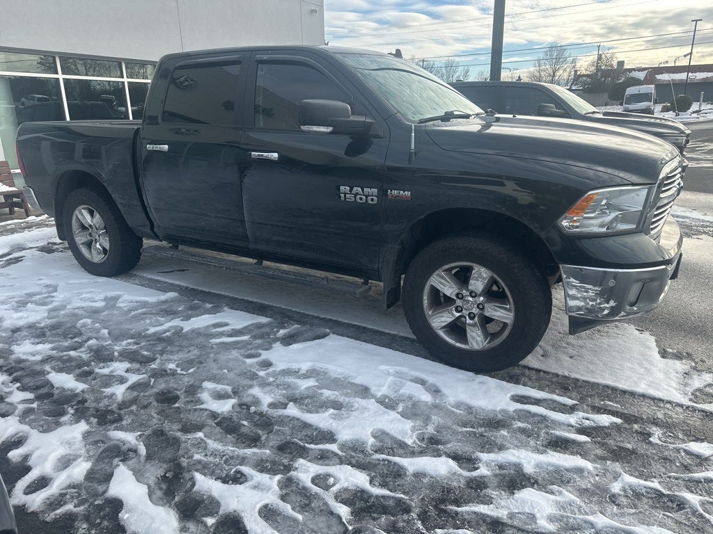 2017 RAM 1500 Big Horn Crew Cab 4x4 5'7' Box