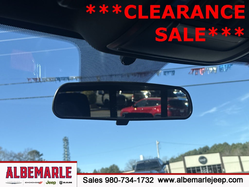 2024 RAM 2500 Tradesman Crew Cab 4x4 6'4' Box