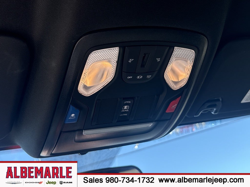 2024 RAM 2500 Tradesman Crew Cab 4x4 6'4' Box