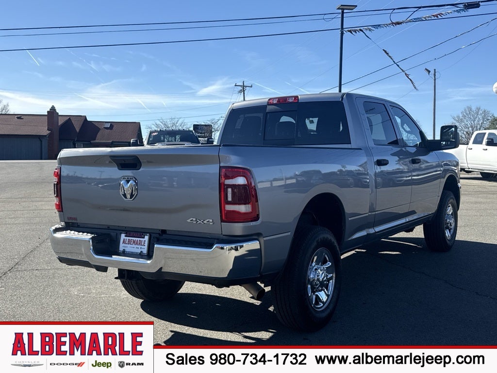 2024 RAM 2500 Tradesman Crew Cab 4x4 6'4' Box