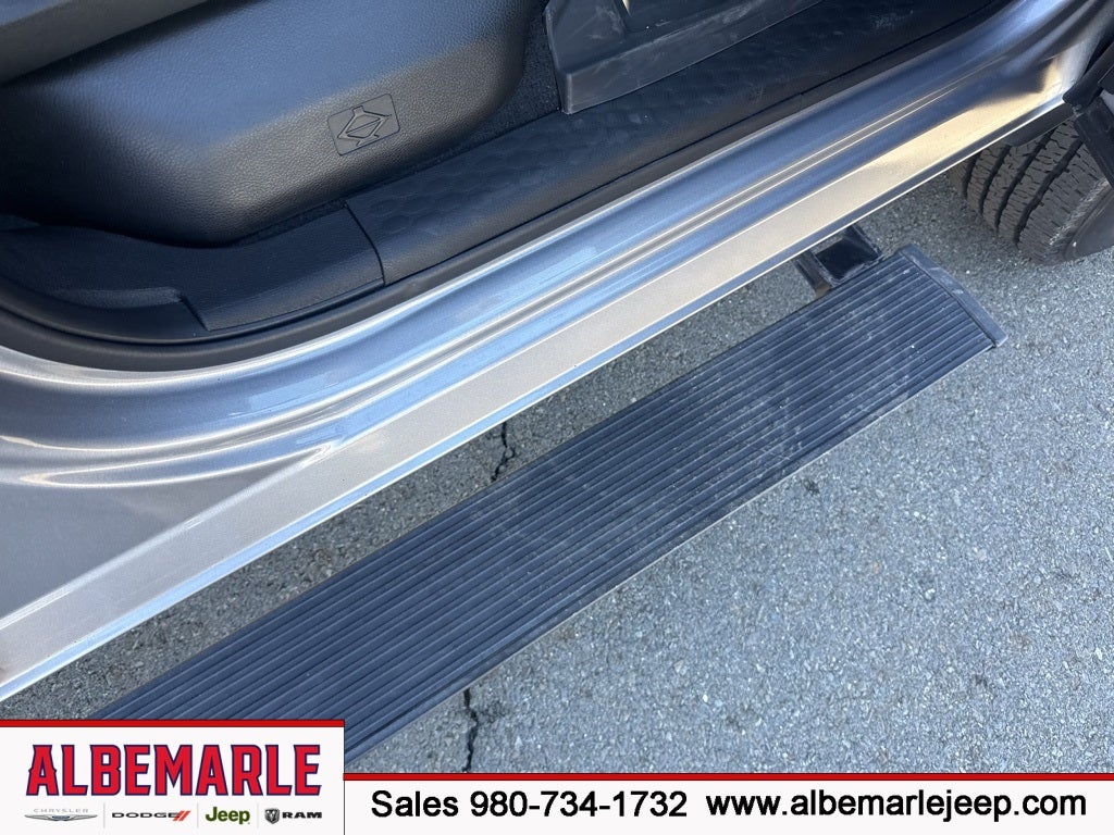 2024 RAM 2500 Tradesman Crew Cab 4x4 6'4' Box