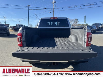 2024 RAM 2500 Tradesman Crew Cab 4x4 6'4' Box