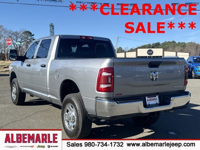 2024 RAM 2500 Tradesman Crew Cab 4x4 6'4' Box