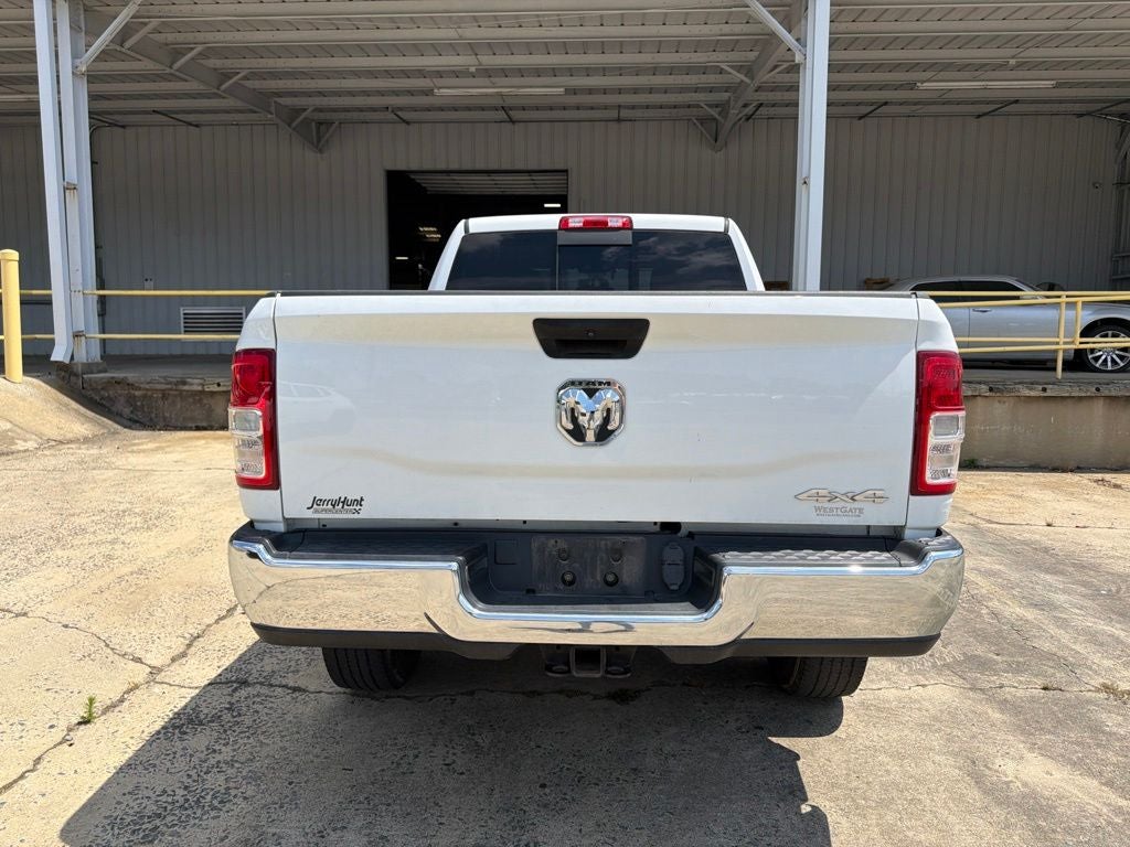 2022 RAM 2500 Tradesman Crew Cab 4x4 6'4' Box