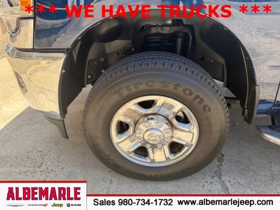 2024 RAM 2500 Big Horn Crew Cab 4x4 6'4' Box