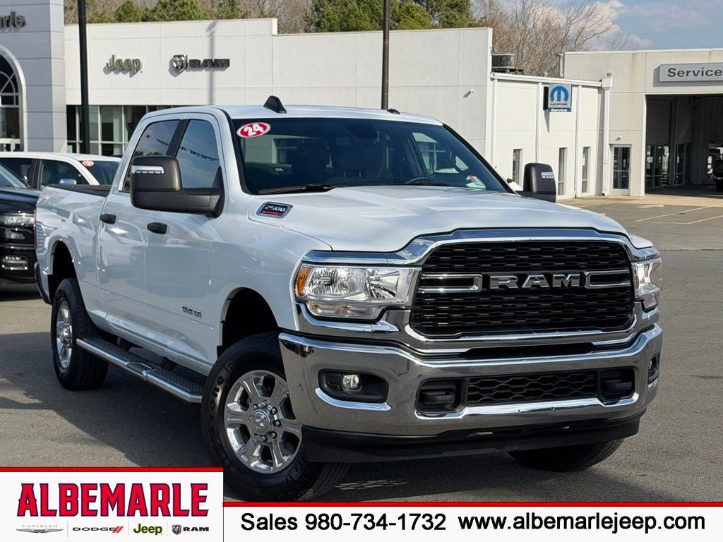 2024 RAM 2500 Big Horn Crew Cab 4x4 6'4' Box
