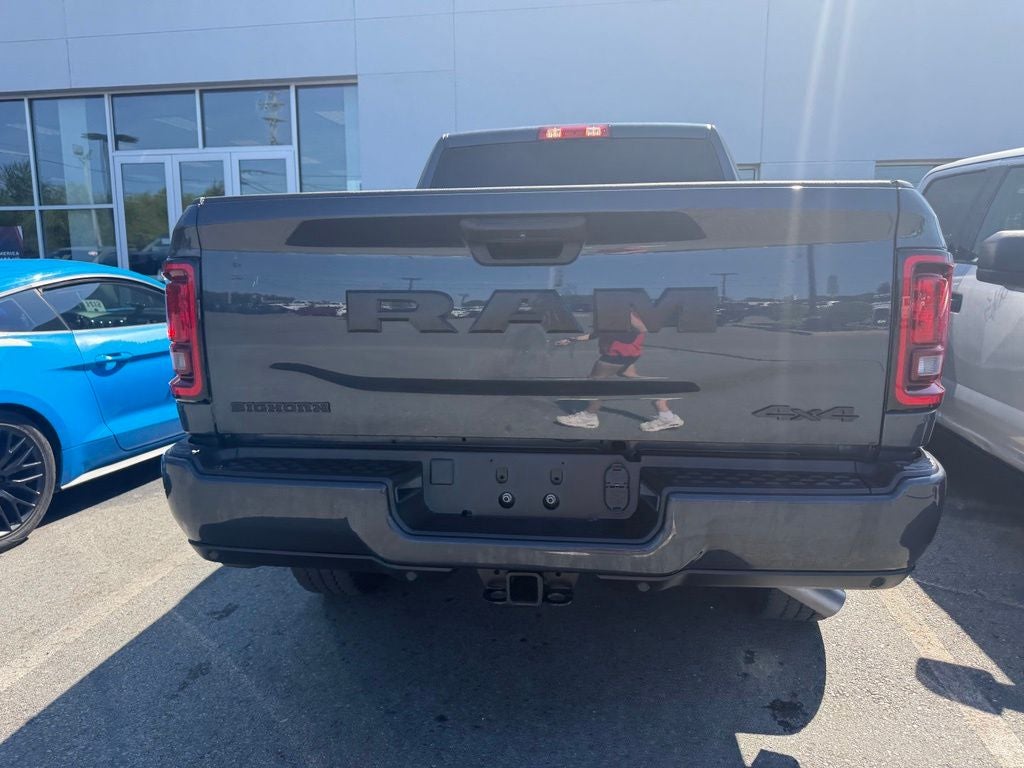 2025 RAM 2500 Big Horn Crew Cab 4x4 6'4' Box