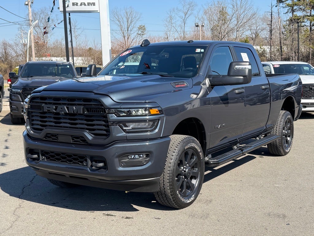2025 RAM 2500 Big Horn Crew Cab 4x4 6'4' Box