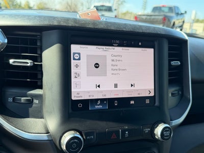 2022 RAM 2500 Big Horn Crew Cab 4x4 6'4' Box