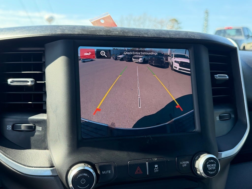 2022 RAM 2500 Big Horn Crew Cab 4x4 6'4' Box