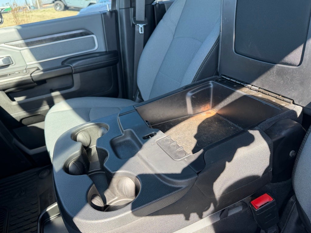 2022 RAM 2500 Big Horn Crew Cab 4x4 6'4' Box