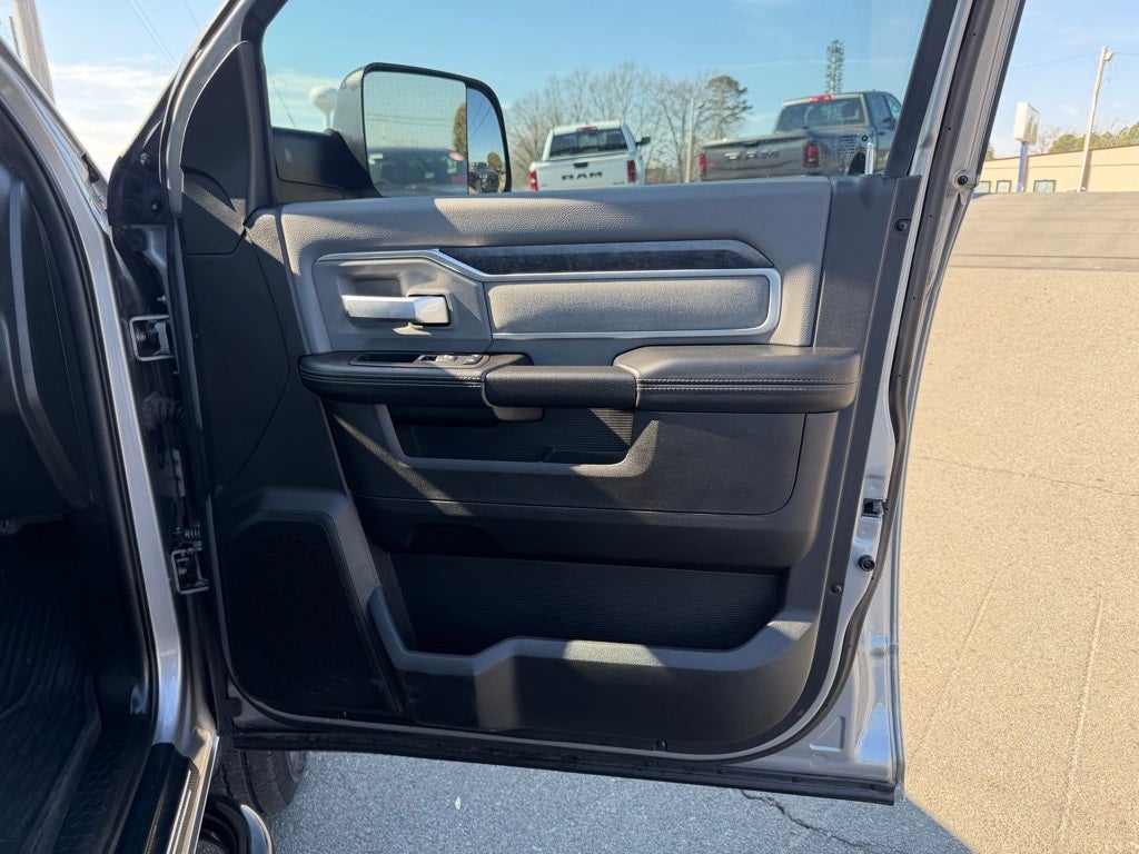 2022 RAM 2500 Big Horn Crew Cab 4x4 6'4' Box