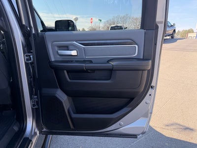 2022 RAM 2500 Big Horn Crew Cab 4x4 6'4' Box