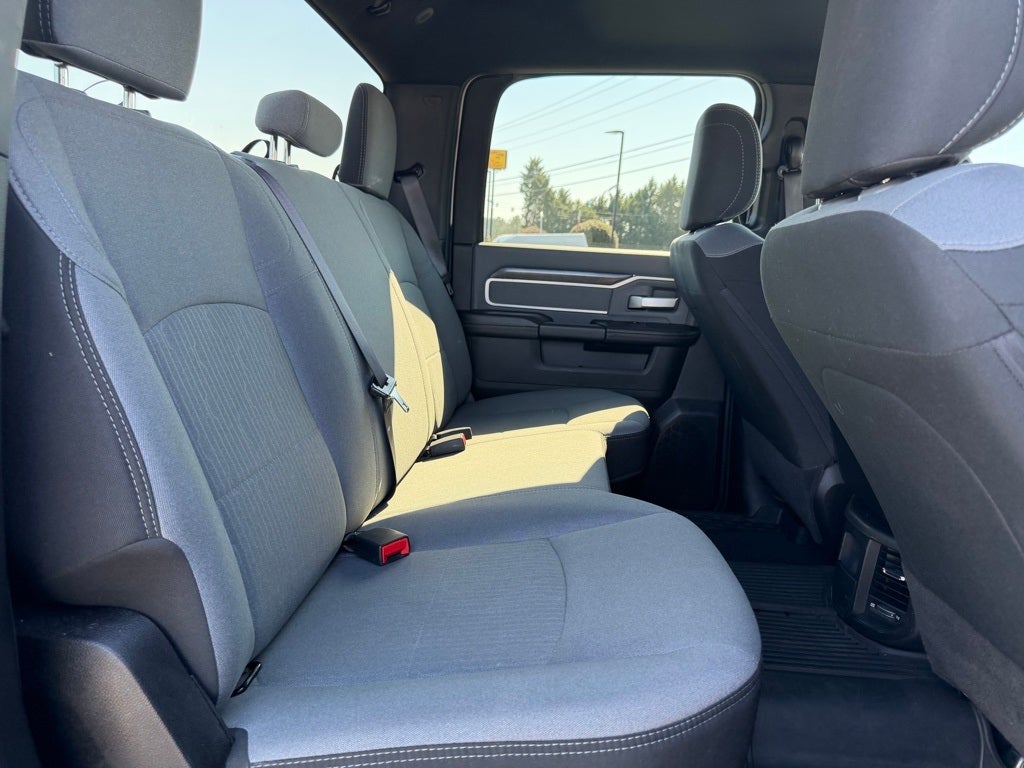 2022 RAM 2500 Big Horn Crew Cab 4x4 6'4' Box