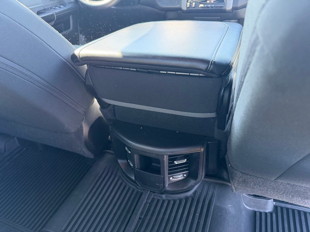 2022 RAM 2500 Big Horn Crew Cab 4x4 6'4' Box