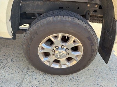 2019 RAM 2500 Laramie Crew Cab 4x4 6'4' Box