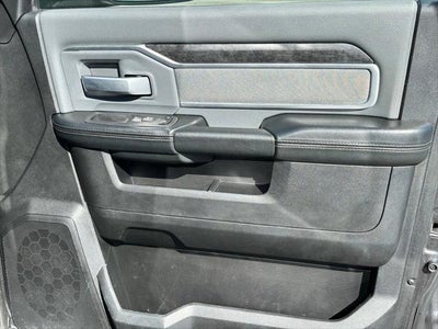 2021 RAM 2500 Big Horn Crew Cab 4x4 8' Box