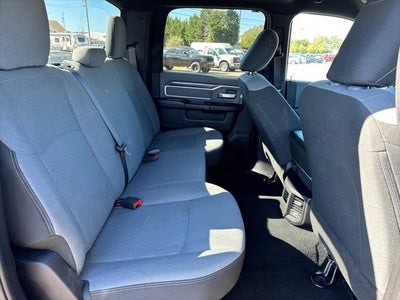 2021 RAM 2500 Big Horn Crew Cab 4x4 8' Box