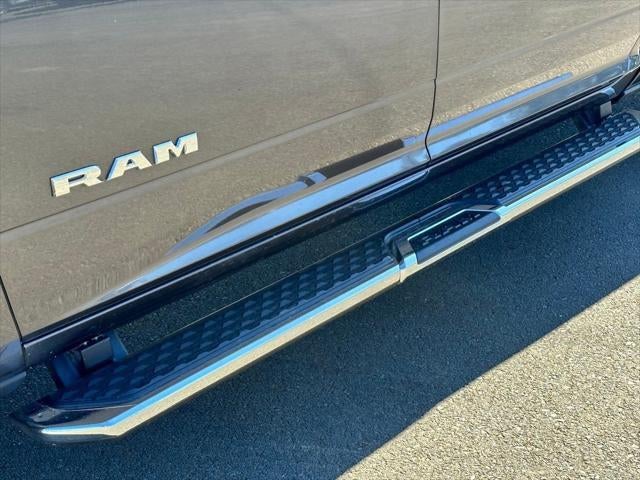 2021 RAM 2500 Big Horn Crew Cab 4x4 8' Box