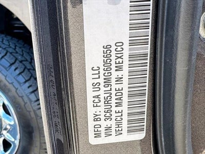 2021 RAM 2500 Big Horn Crew Cab 4x4 8' Box
