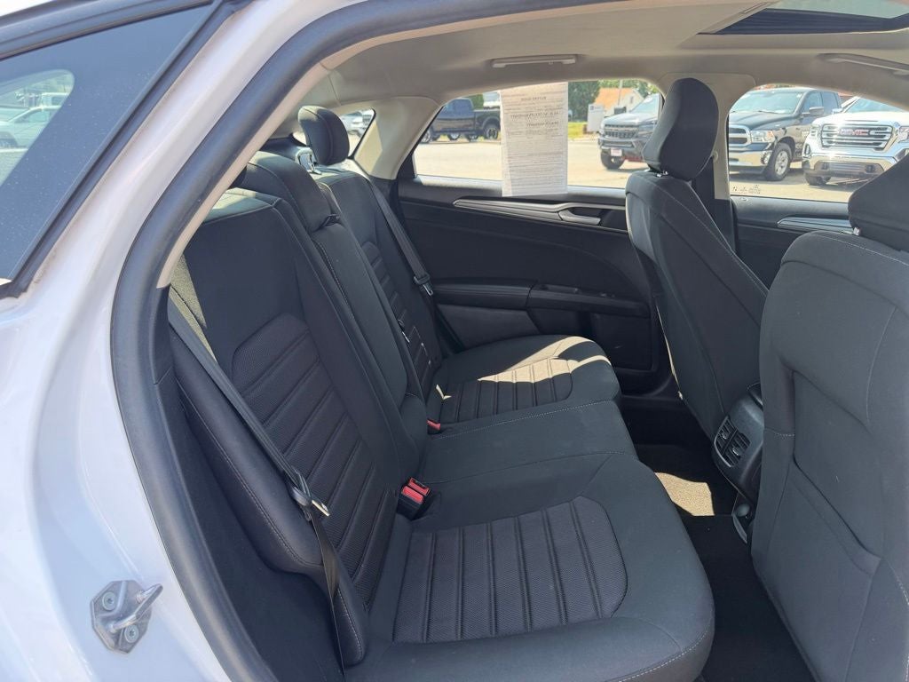 2020 Ford Fusion SE