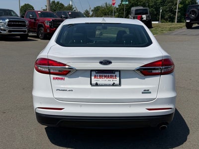 2020 Ford Fusion SE