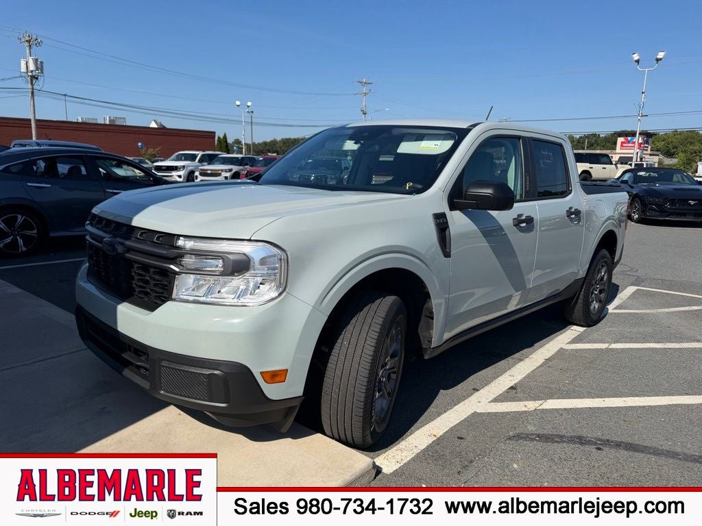 2023 Ford Maverick XLT