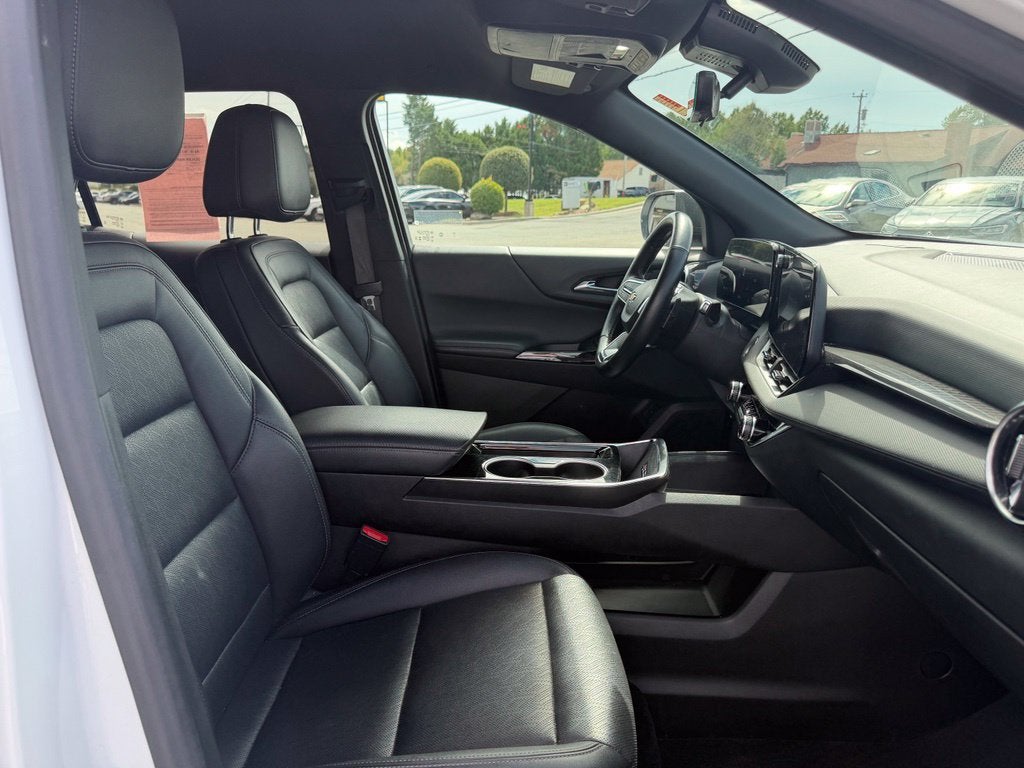 2025 Chevrolet Equinox FWD LT