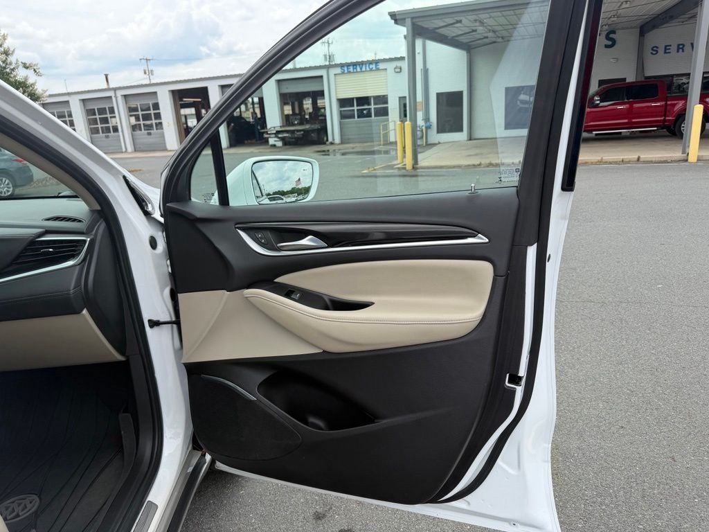 2020 Buick Enclave FWD Essence