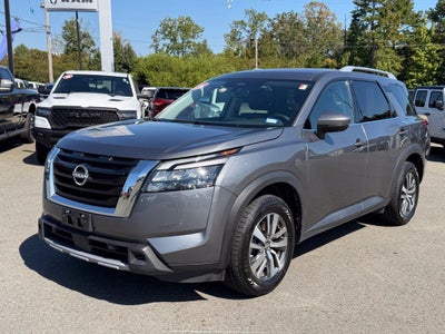 2025 Nissan Pathfinder SL FWD