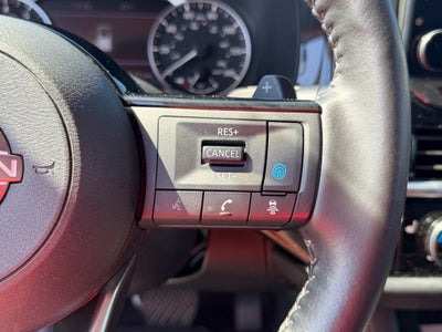 2025 Nissan Pathfinder SL FWD