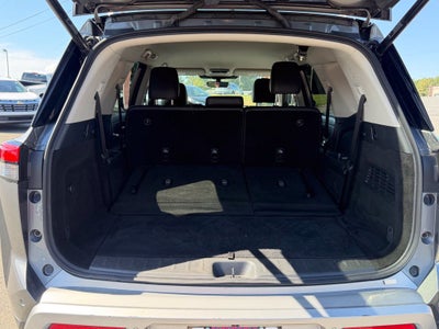 2025 Nissan Pathfinder SL FWD