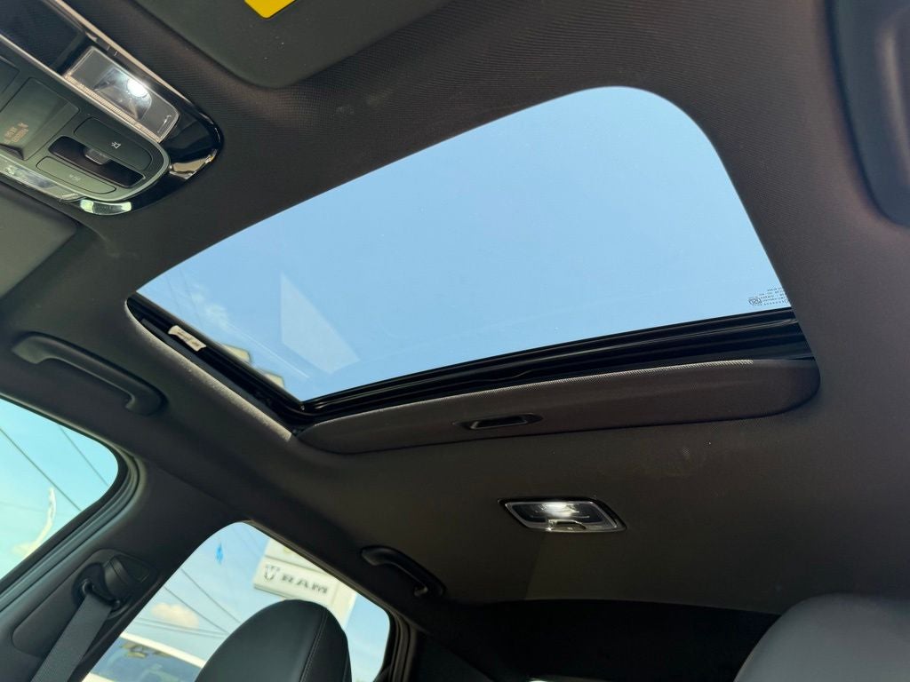 2025 Hyundai Santa Cruz SEL Activity