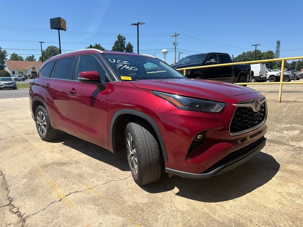 2023 Toyota Highlander XLE