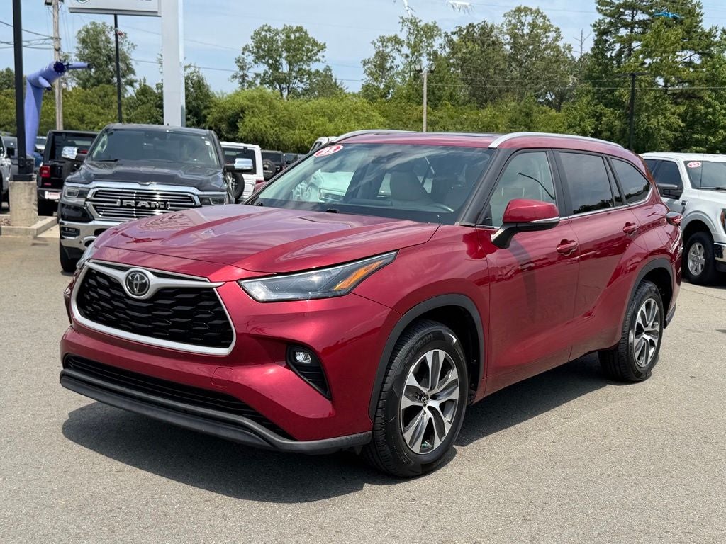 2023 Toyota Highlander XLE
