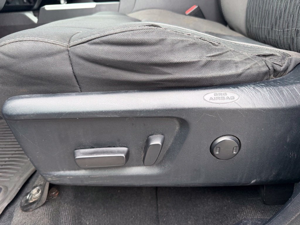 2015 Toyota Tundra SR5 5.7L V8